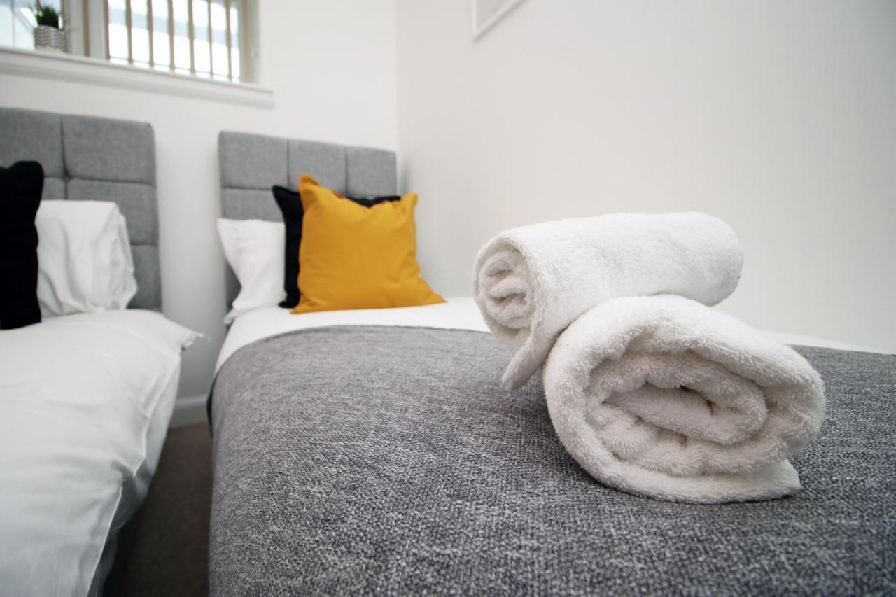 No 2 Under The Clock By Ssw - 2Br, Right In The City Centre, Sleeps 6 Cardiff Exterior foto